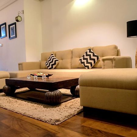 Cozy Sea View Luxury Apartment, Fully Furnished, 2 Bedrooms, 2 Bathrooms Dehiwala-Mount Lavinia Esterno foto