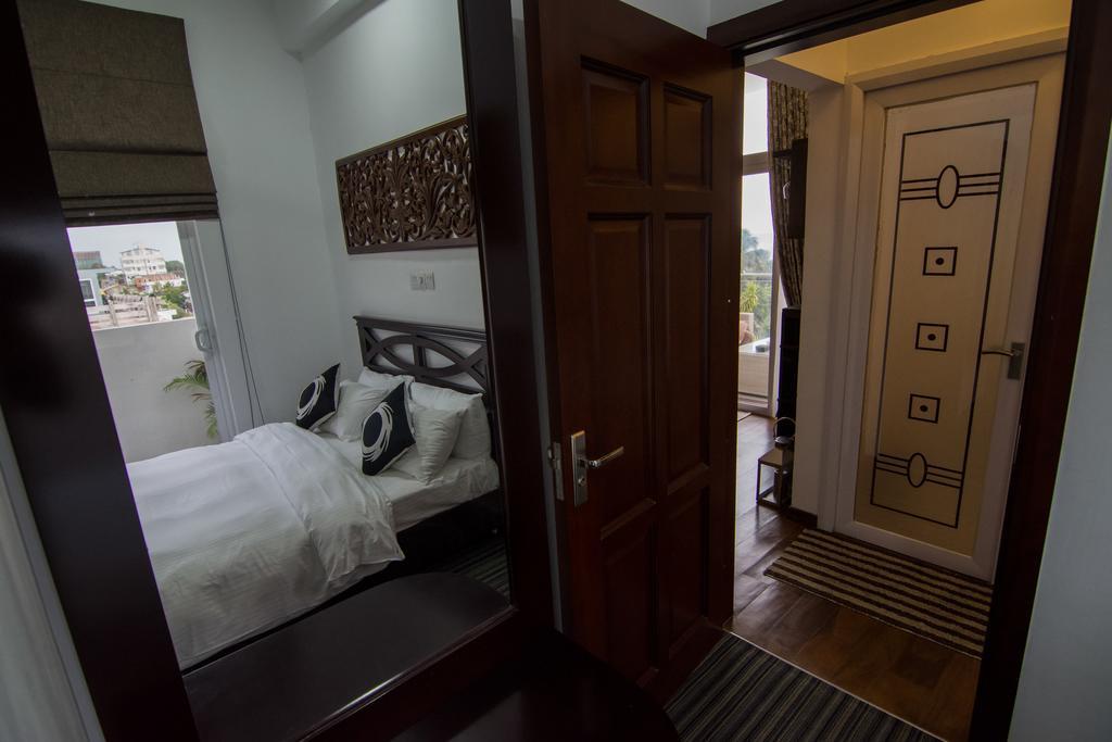 Cozy Sea View Luxury Apartment, Fully Furnished, 2 Bedrooms, 2 Bathrooms Dehiwala-Mount Lavinia Esterno foto