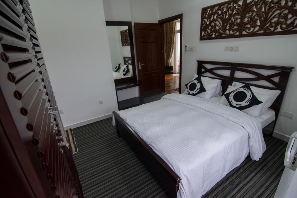 Cozy Sea View Luxury Apartment, Fully Furnished, 2 Bedrooms, 2 Bathrooms Dehiwala-Mount Lavinia Esterno foto