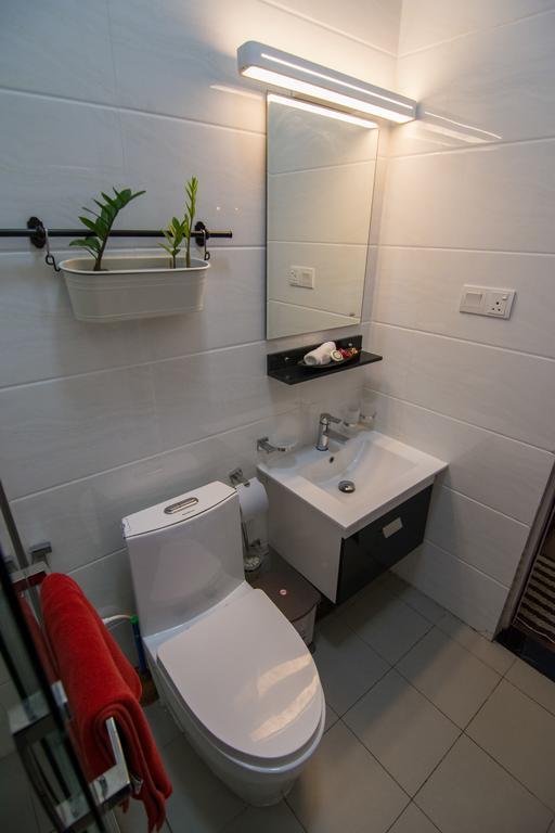Cozy Sea View Luxury Apartment, Fully Furnished, 2 Bedrooms, 2 Bathrooms Dehiwala-Mount Lavinia Esterno foto