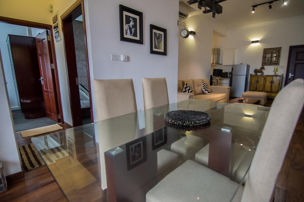 Cozy Sea View Luxury Apartment, Fully Furnished, 2 Bedrooms, 2 Bathrooms Dehiwala-Mount Lavinia Esterno foto